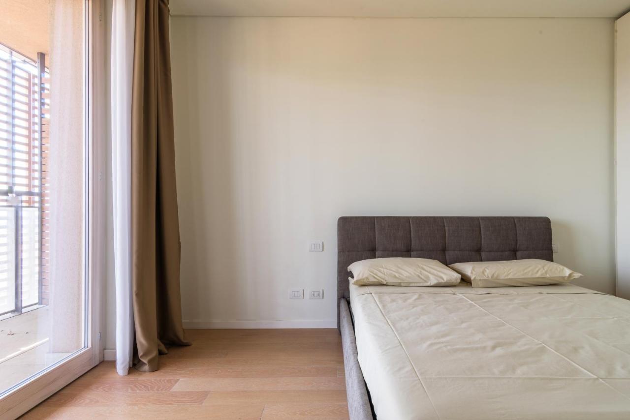 Luxury Flat With Pool Gym Parking - Unit9b