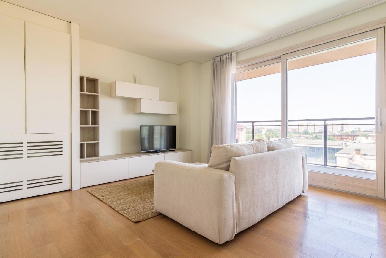 Luxury Flat With Pool Gym Parking - Unit9b